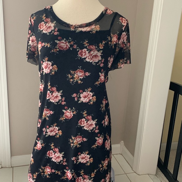 Torrid 2x Floral Print Mesh Tee Dress - Picture 5 of 7